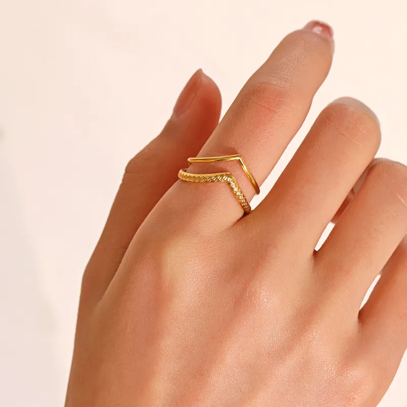V Ring - Gold and Silver
