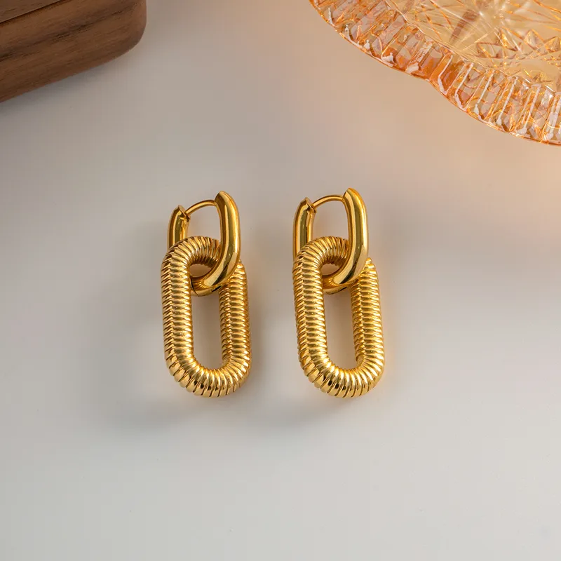 Square on square Dangling Earring