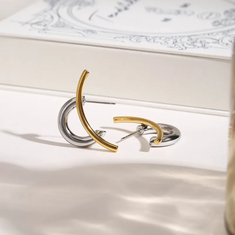 Loop Luxe Mixed Metal Earring