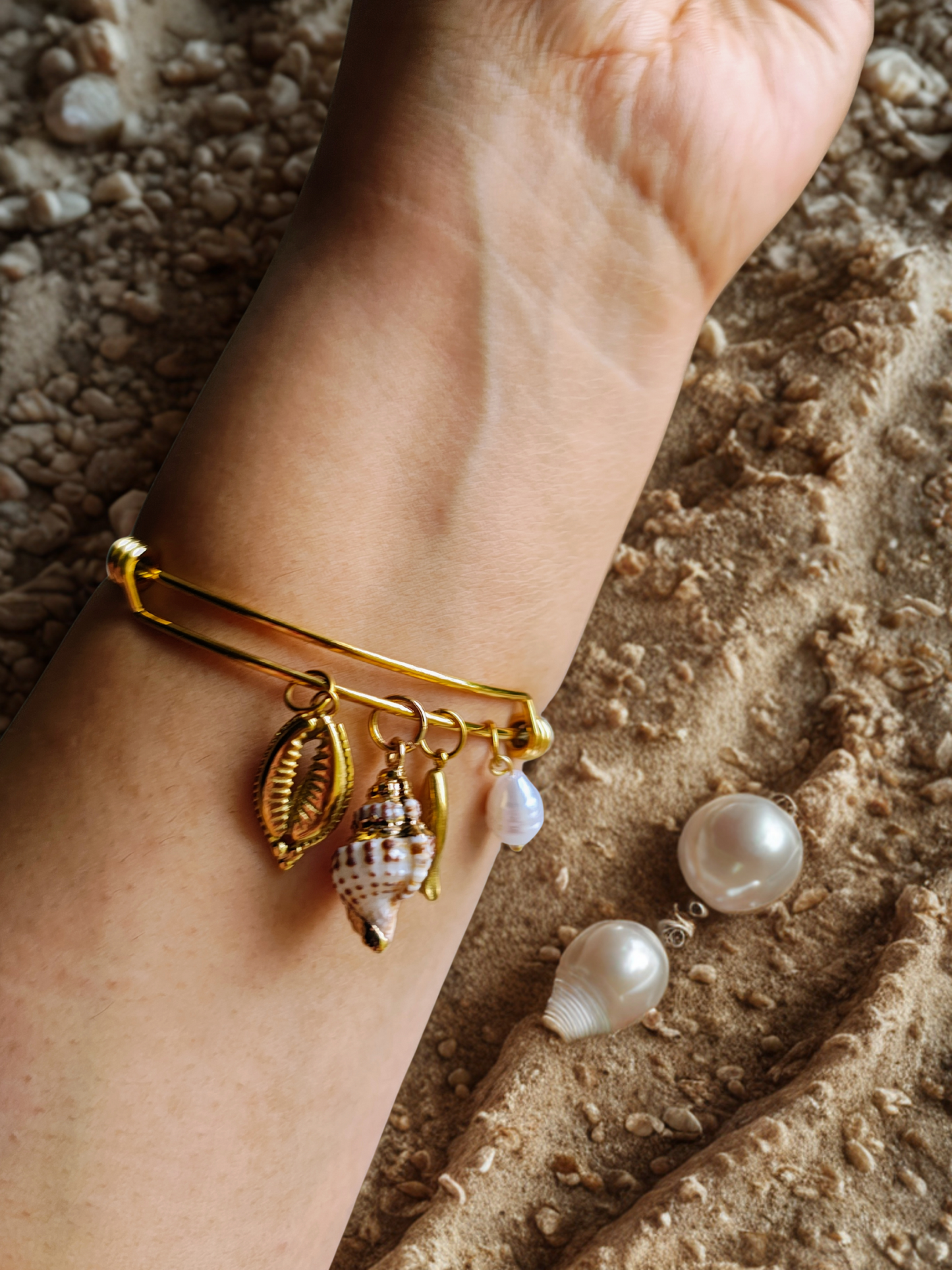 Beachy Gold Bracelet
