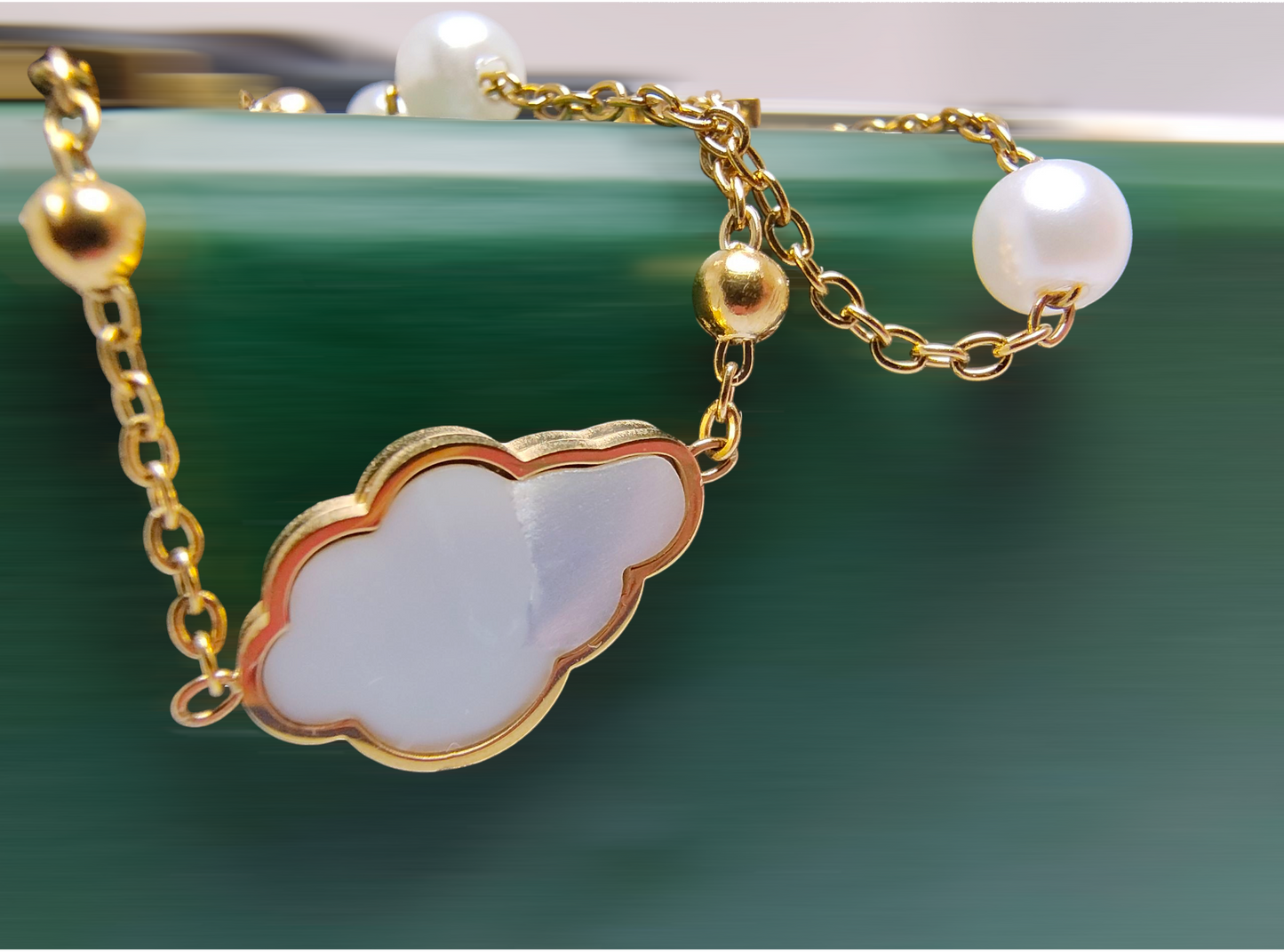 Dreamy Cloudy Bracelet