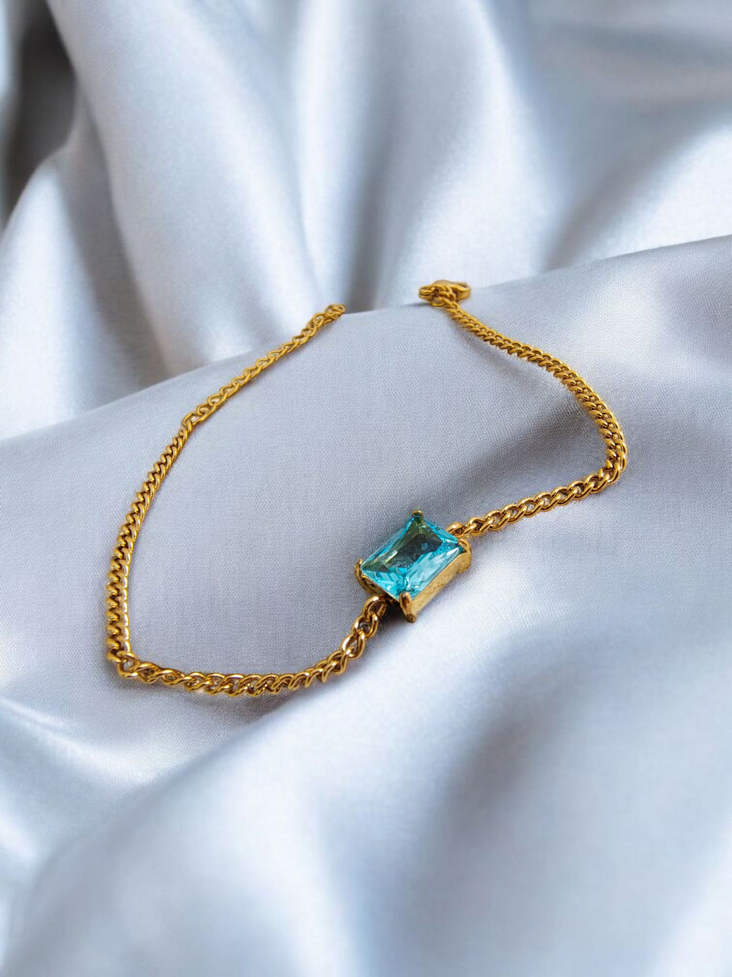 Luna Blue Bracelet