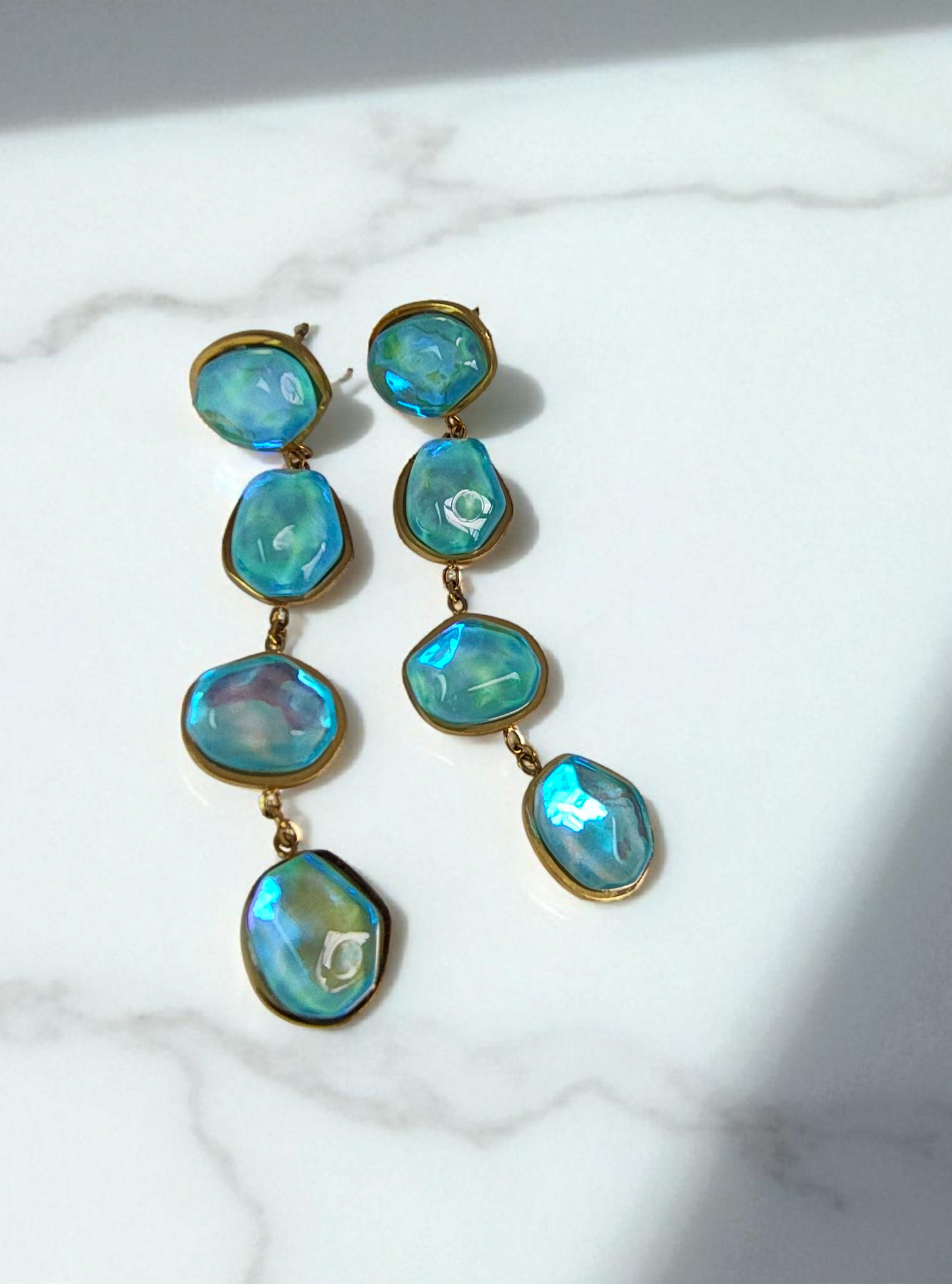 Aqua Danglers