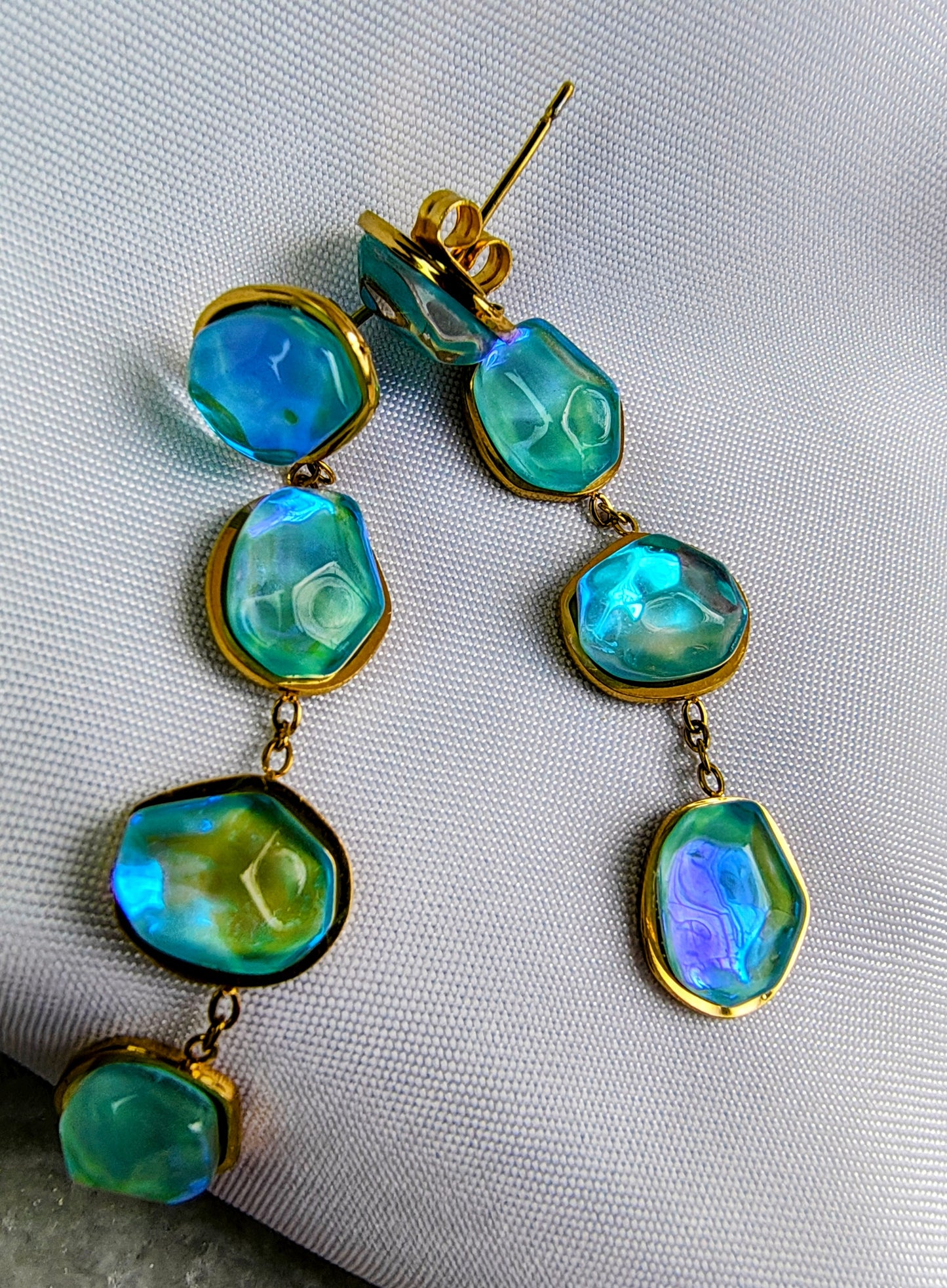 Aqua Danglers