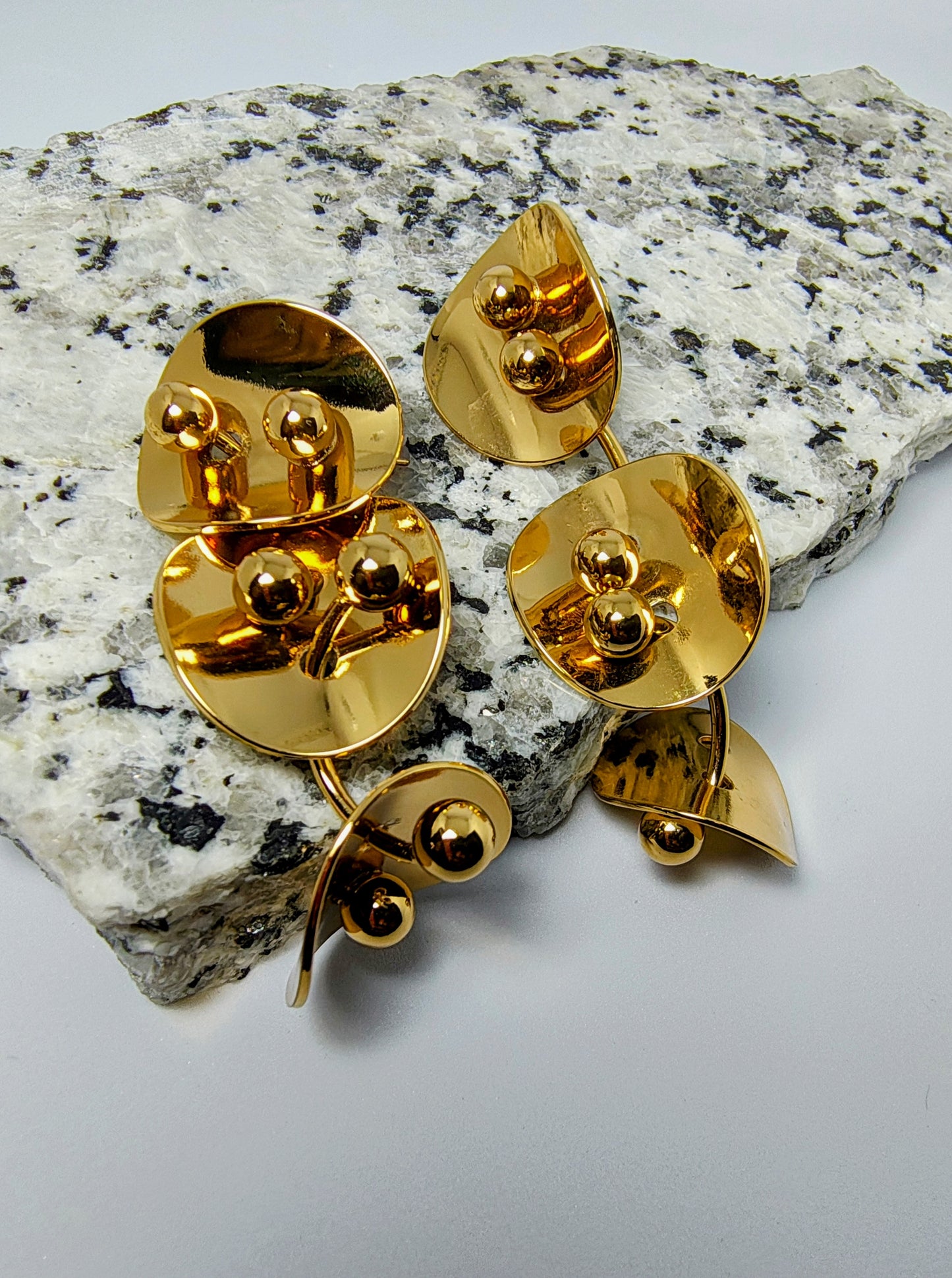 Royal Sway Earring