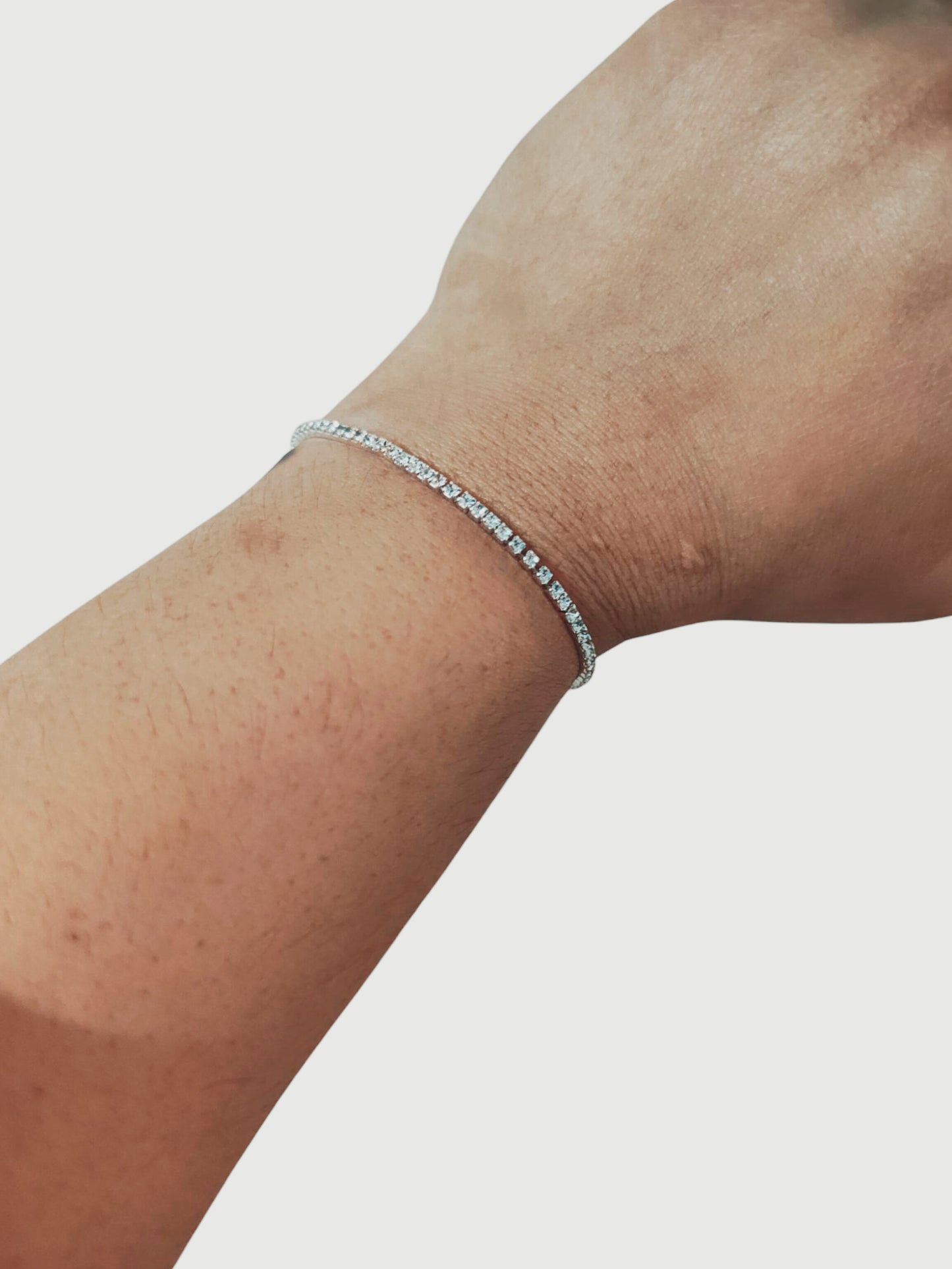 Viral Tennis Bracelet (2 MM)