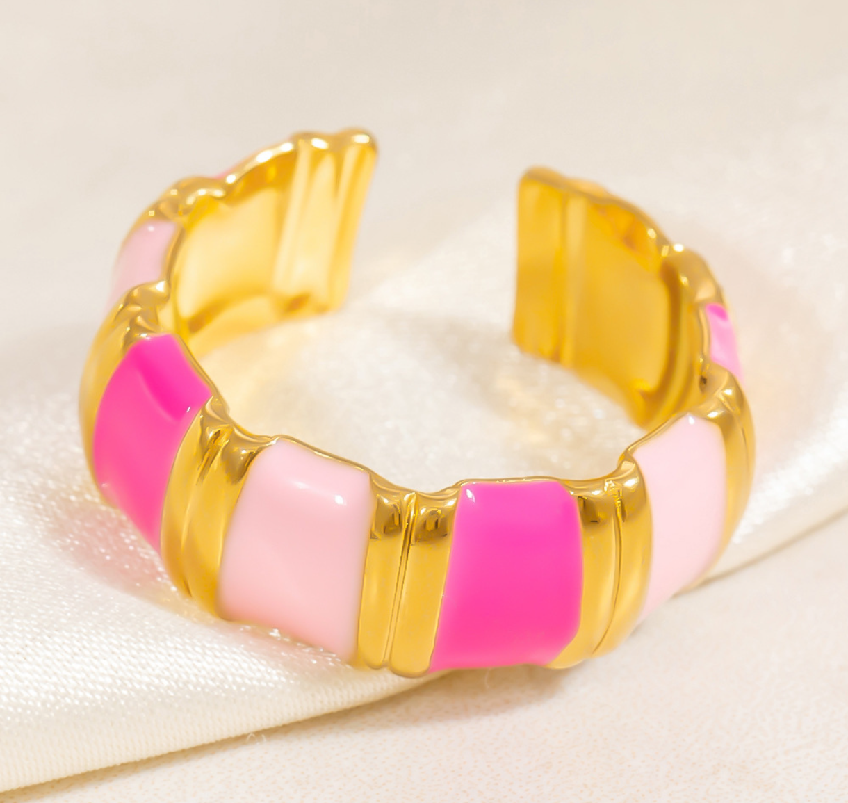 Rose Rani Finger Ring