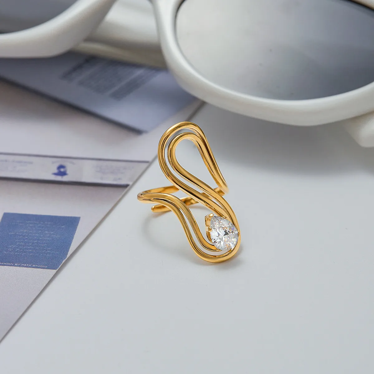 Ssssparkle Ring