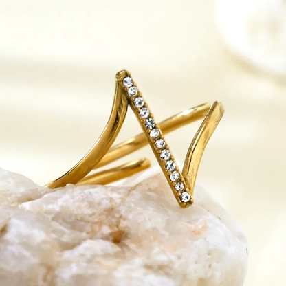 Curvy Ring