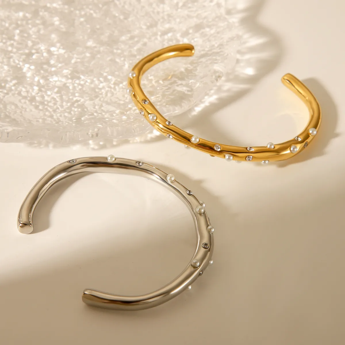 Sparkling Bangle - Golden and Silver