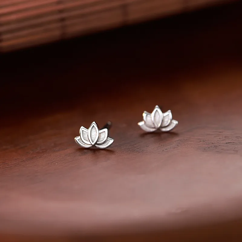 92.5 Sterling Silver Lotus Studs