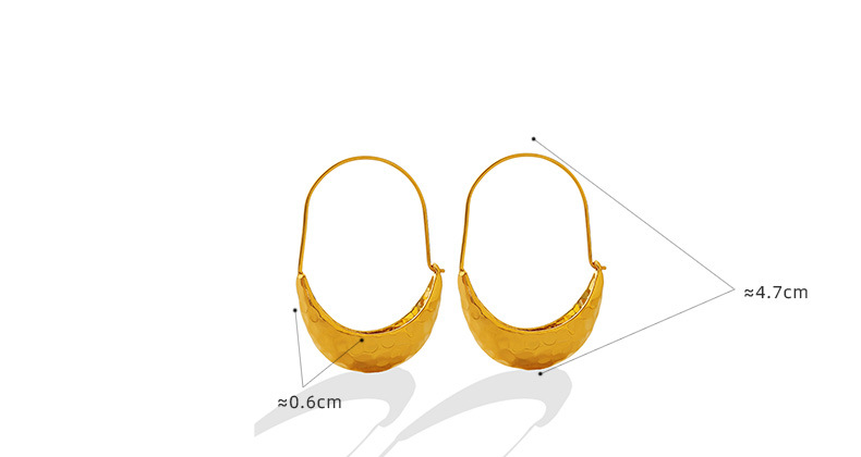 18 K Hammered Golden Crescent Earrings
