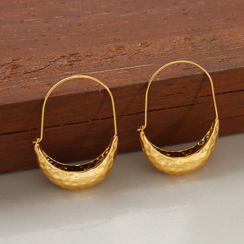 18 K Hammered Golden Crescent Earrings