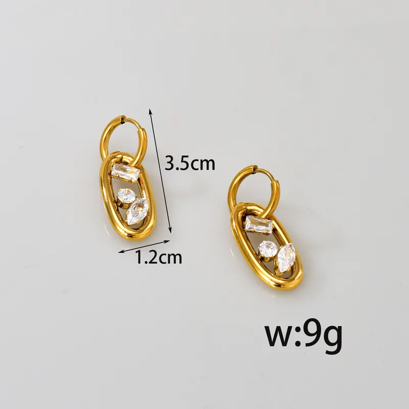 Anaar & Chakri Mismatched Earrings detail – hypoallergenic Diwali earrings by Urban Rani