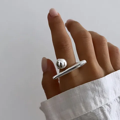 Geometric silver ring styled for everyday wear – skin-safe waterproof jewellery by Urban Rani