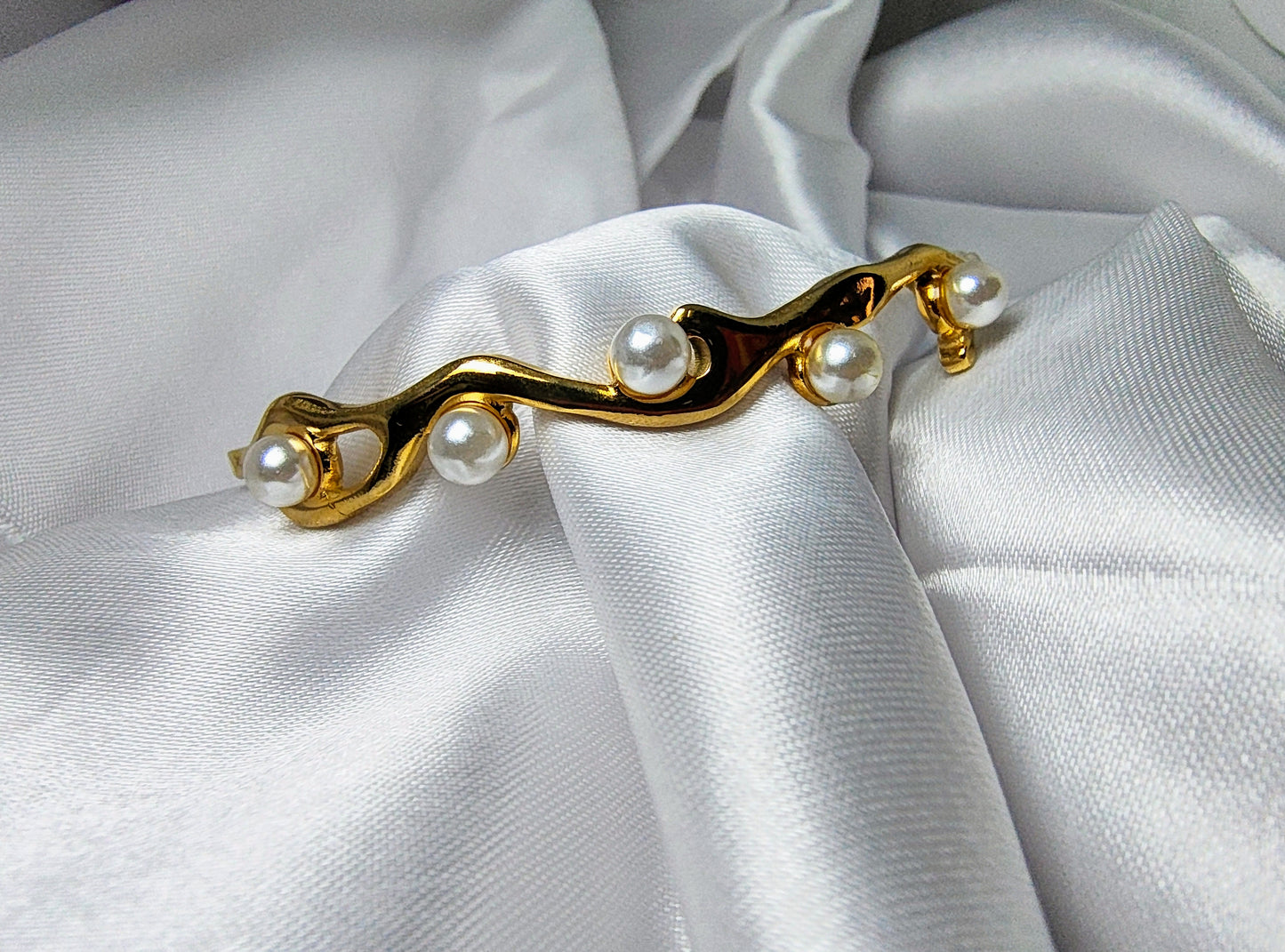 Pearl Studded Bracelet