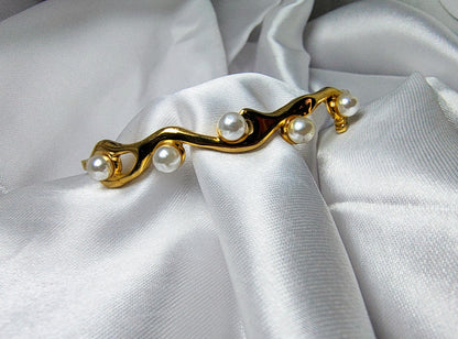 Pearl Studded Bracelet