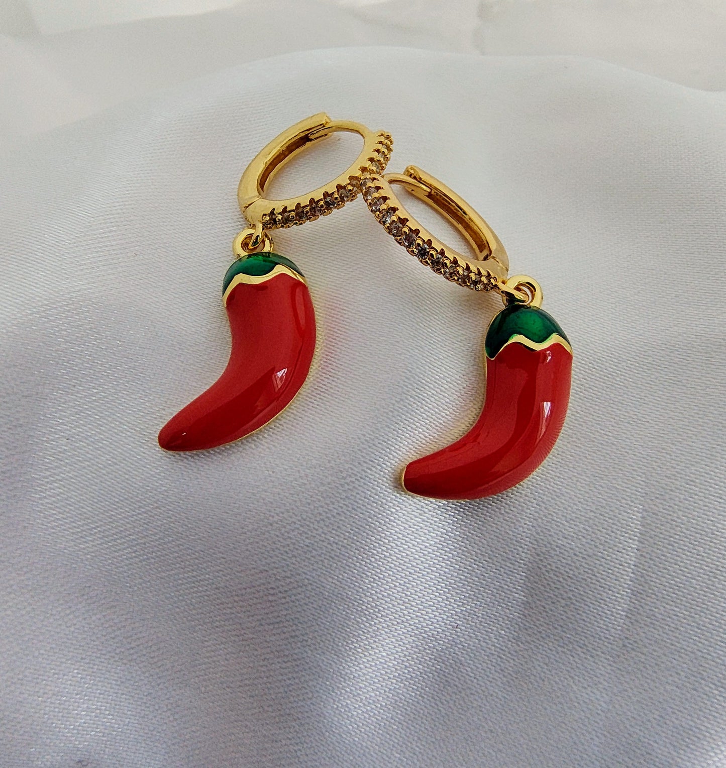 Mirchi Danglers