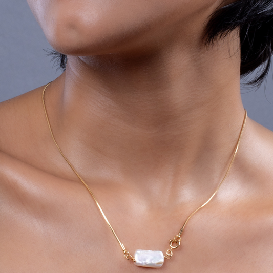 White Pearl Chain