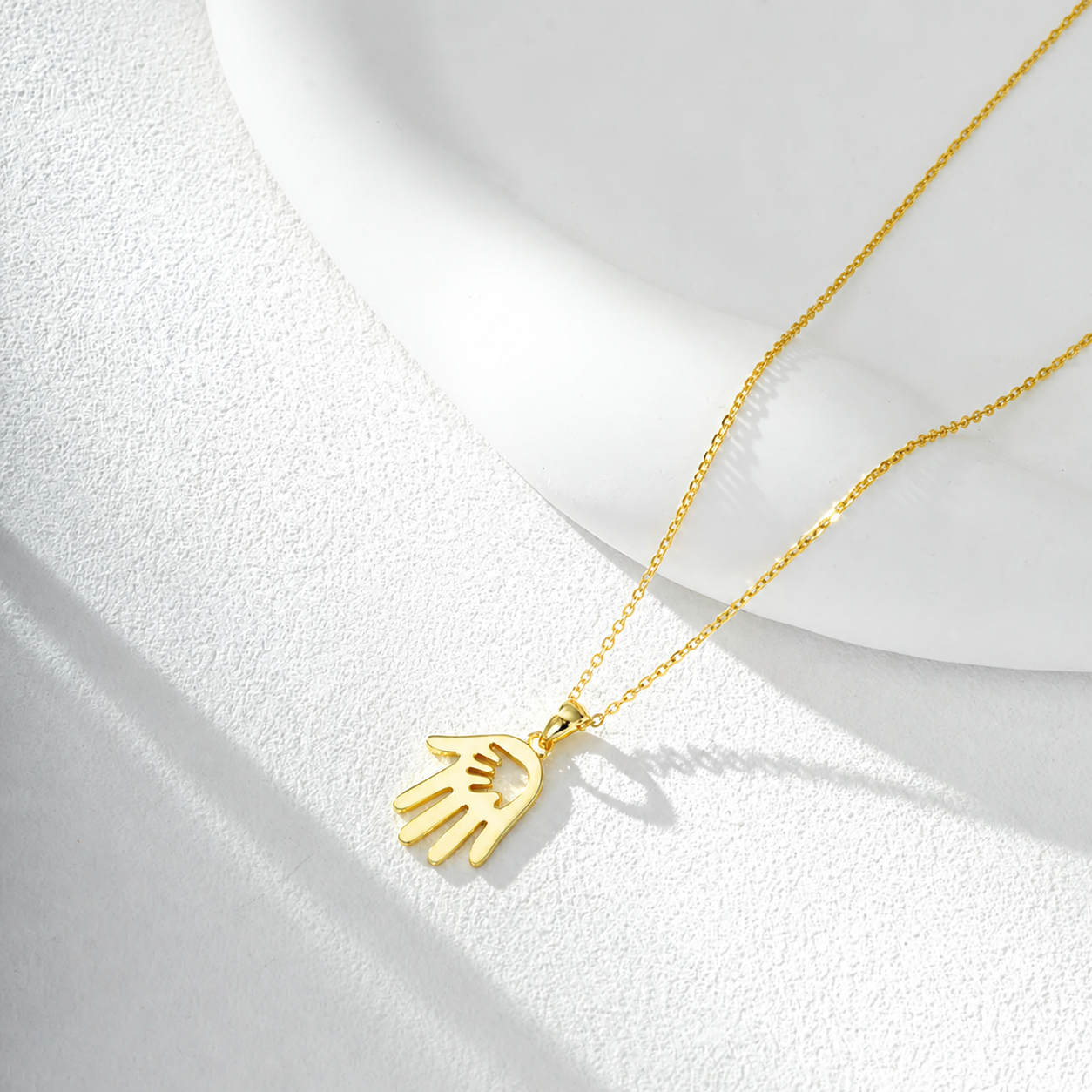 92.5 Sterling Silver Mother's Palm Pendent Necklace